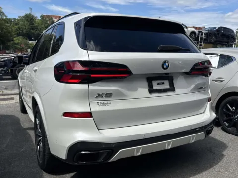 More photos of 2024 BMW X5 xDrive40i at Yonkers Automall, NY