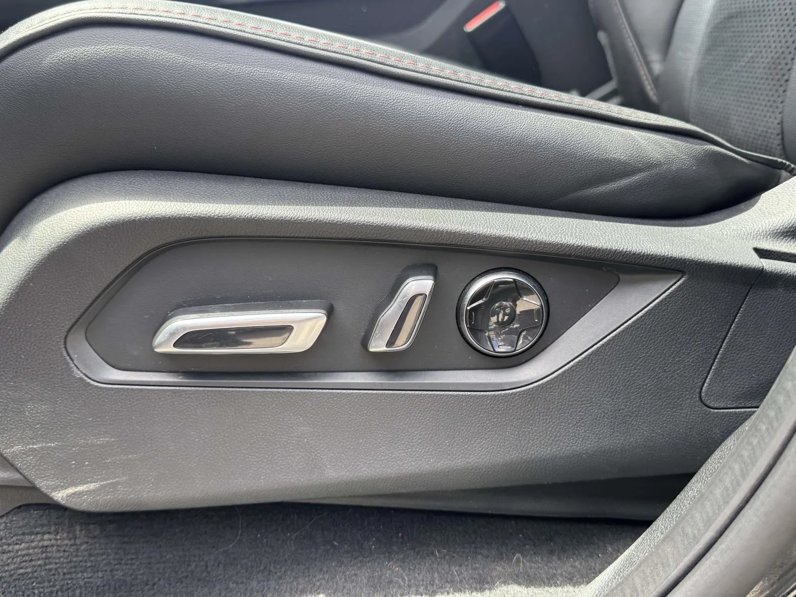 2023 Acura MDX A-Spec Package - Photo 16