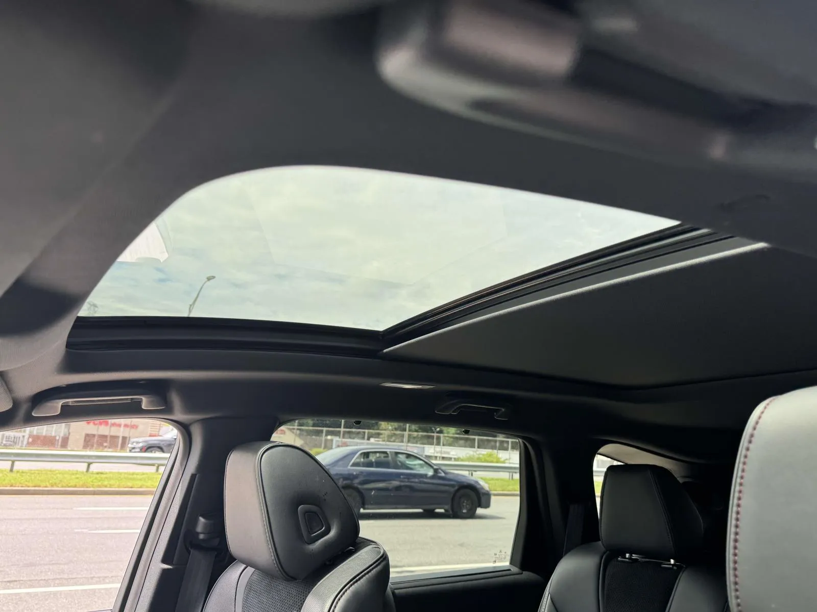2023 Acura MDX A-Spec Package - Photo 19