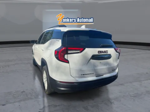 More photos of 2024 GMC Terrain AWD 4dr SLE at Yonkers Automall, NY