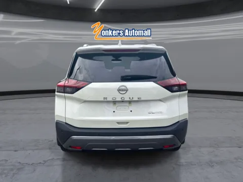 More photos of 2023 Nissan Rogue SL at Yonkers Automall, NY