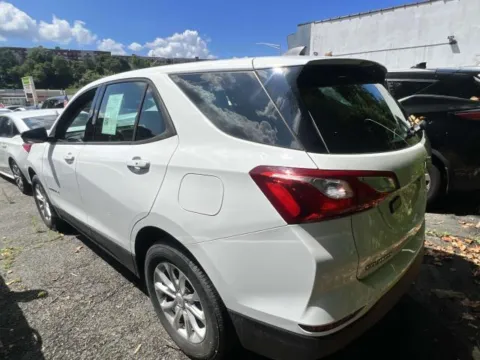 More photos of 2019 Chevrolet Equinox LS at Yonkers Automall, NY