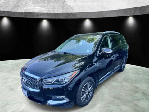 Another view of 2017 INFINITI QX60 AWD for sale in Yonkers, NY at Yonkers Automall