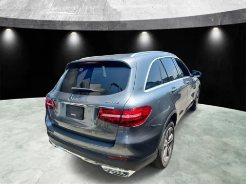 More photos of 2019 Mercedes-Benz GLC 300 at Yonkers Automall, NY