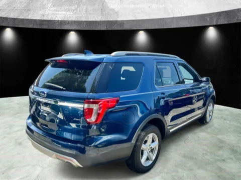 More photos of 2017 Ford Explorer XLT at Yonkers Automall, NY