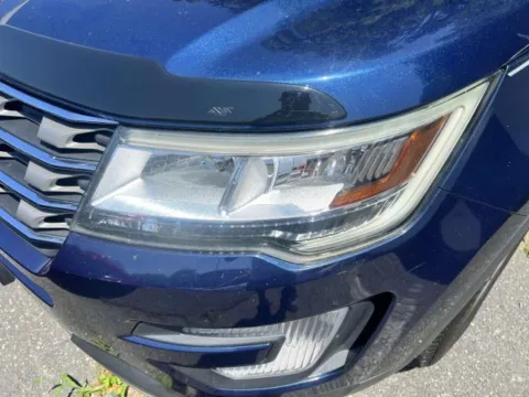 More photos of 2017 Ford Explorer XLT at Yonkers Automall, NY