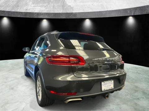 More photos of 2018 Porsche Macan AWD at Yonkers Automall, NY