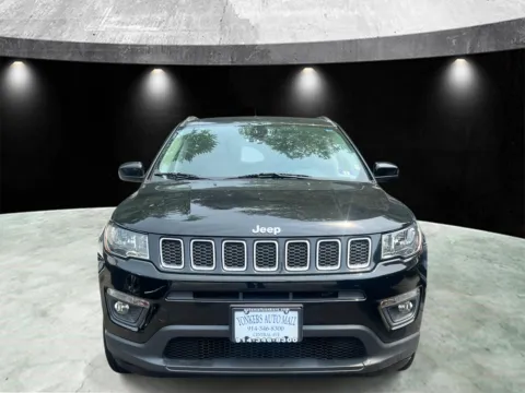 Photos of 2018 Jeep Compass Latitude 4x4 for sale in Yonkers, NY at Yonkers Automall