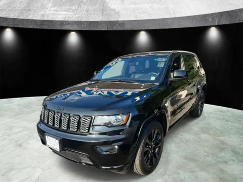 Another view of 2019 Jeep Grand Cherokee Altitude for sale in Yonkers, NY at Yonkers Automall