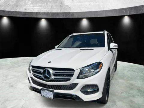 Photos of 2019 Mercedes-Benz GLE 400 4MATIC SUV for sale in Yonkers, NY at Yonkers Automall