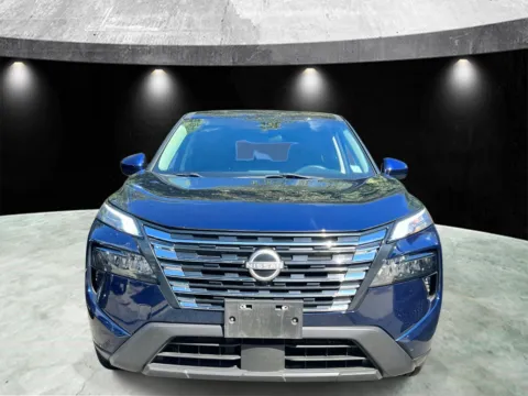 Photos of 2024 Nissan Rogue SV for sale in Yonkers, NY at Yonkers Automall
