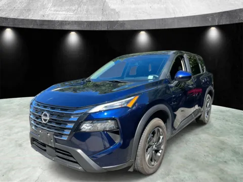 Another view of 2024 Nissan Rogue SV for sale in Yonkers, NY at Yonkers Automall