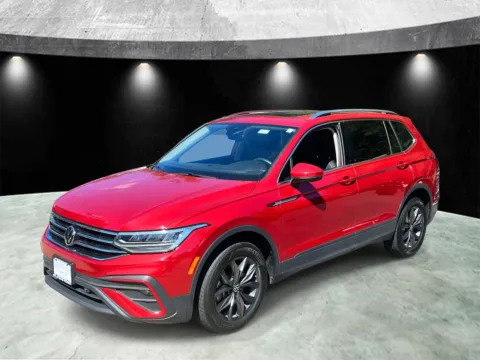 Another view of 2022 Volkswagen Tiguan 2.0T SE for sale in Yonkers, NY at Yonkers Automall