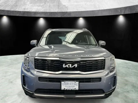 Photos of 2022 Kia Telluride EX for sale in Yonkers, NY at Yonkers Automall