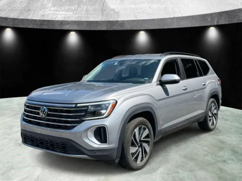 Another view of 2025 Volkswagen Atlas 2.0T SE w/Technology 4MOTION for sale in Yonkers, NY at Yonkers Automall