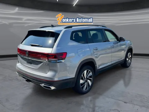 More photos of 2025 Volkswagen Atlas 2.0T SE w/Technology 4MOTION at Yonkers Automall, NY