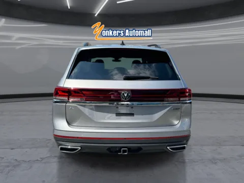 More photos of 2025 Volkswagen Atlas 2.0T SE w/Technology 4MOTION at Yonkers Automall, NY