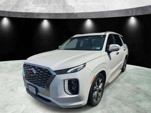 Another view of 2021 Hyundai Palisade Limited AWD for sale in Yonkers, NY at Yonkers Automall