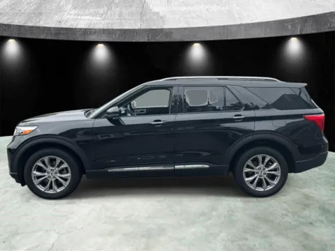 More photos of 2023 Ford Explorer Limited at Yonkers Automall, NY