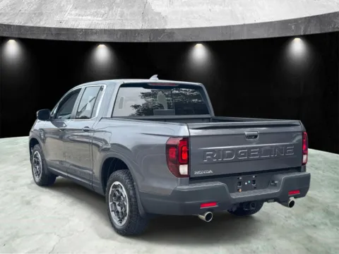 More photos of 2024 Honda Ridgeline RTL at Yonkers Automall, NY