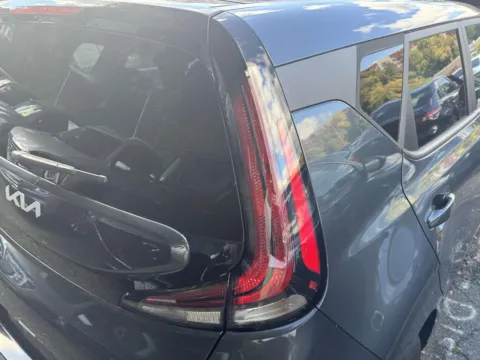 More photos of 2023 Kia Soul LX at Yonkers Automall, NY