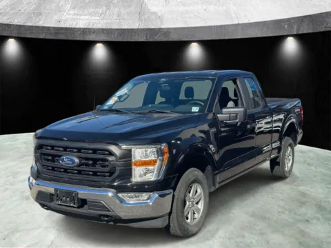 Another view of 2022 Ford F-150 XL 4WD SuperCab 6.5' Box for sale in Yonkers, NY at Yonkers Automall