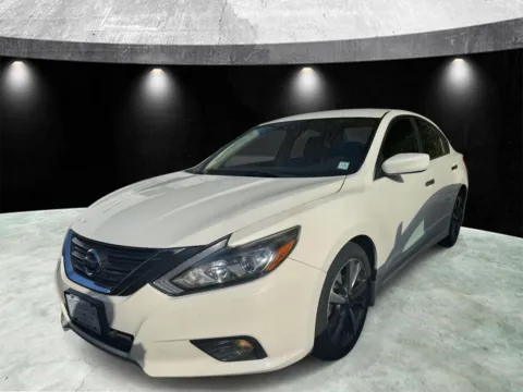 Photos of 2017 Nissan Altima 2.5 SR Sedan for sale in Yonkers, NY at Yonkers Automall
