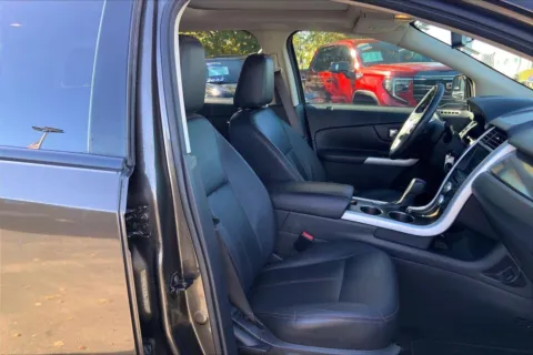 More photos of 2011 Ford Edge SEL at Cable Dahmer Buick GMC of Independence, MO