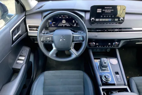 More photos of 2024 Mitsubishi Outlander SE at Cable Dahmer Buick GMC of Independence, MO