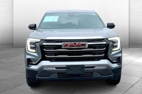 Photos of 2025 GMC Terrain Elevation for sale in Independence, MO at Cable Dahmer Buick GMC of Independence