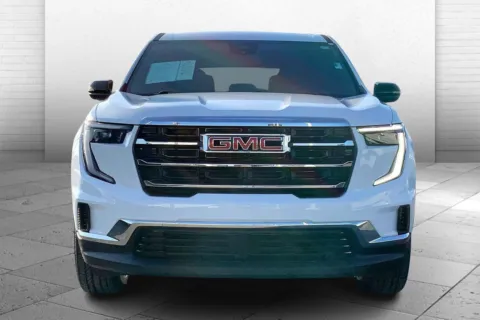 Photos of 2025 GMC Acadia Elevation for sale in Independence, MO at Cable Dahmer Buick GMC of Independence