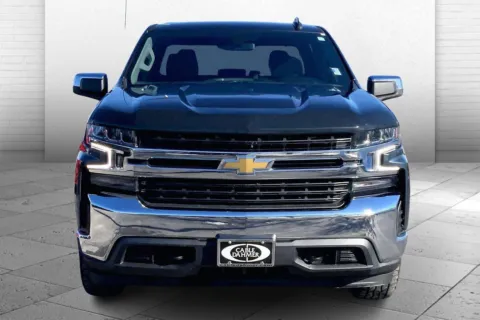 Photos of 2021 Chevrolet Silverado 1500 LT for sale in Independence, MO at Cable Dahmer Buick GMC of Independence