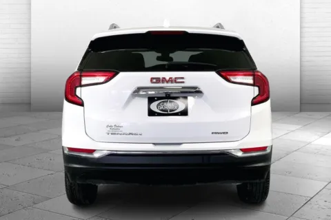 Another view of 2024 GMC Terrain SLT for sale in Independence, MO at Cable Dahmer Buick GMC of Independence