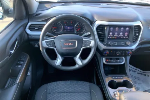 More photos of 2023 GMC Acadia SLE at Cable Dahmer Buick GMC of Independence, MO
