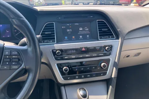 More photos of 2017 Hyundai Sonata Sport at Cable Dahmer Buick GMC of Independence, MO