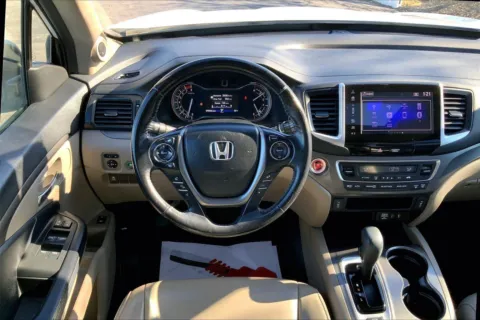More photos of 2018 Honda Pilot EX-L at Cable Dahmer Buick GMC of Independence, MO