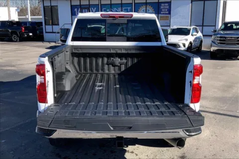 More photos of 2024 Chevrolet Silverado 2500 HD LT at Cable Dahmer Buick GMC of Independence, MO