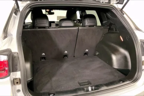 More photos of 2024 Jeep Compass Trailhawk at Cable Dahmer Buick GMC of Independence, MO