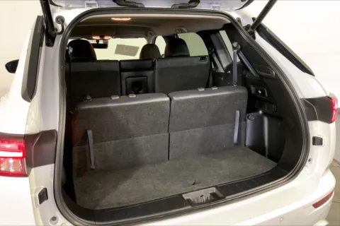 More photos of 2024 Mitsubishi Outlander SE at Cable Dahmer Buick GMC of Independence, MO