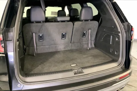 More photos of 2024 GMC Acadia Elevation at Cable Dahmer Buick GMC of Independence, MO