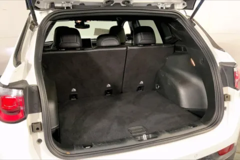 More photos of 2024 Jeep Compass Trailhawk at Cable Dahmer Buick GMC of Independence, MO