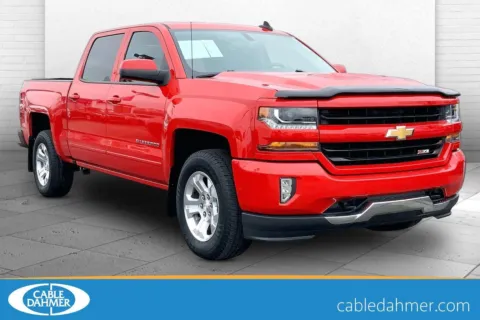 Red 2018 Chevrolet Silverado 1500 LT for sale in Independence, MO