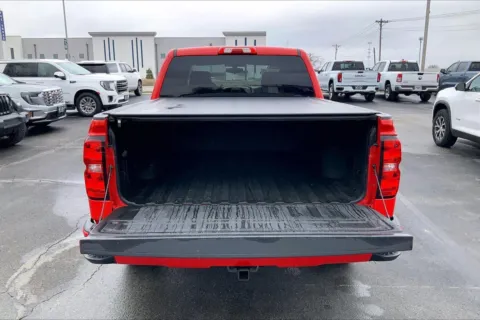 More photos of 2018 Chevrolet Silverado 1500 LT at Cable Dahmer Buick GMC of Independence, MO