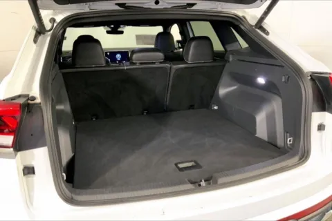 More photos of 2025 Volkswagen Atlas Cross Sport 2.0T SE w/Technology at Cable Dahmer Buick GMC of Independence, MO