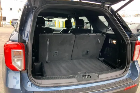 More photos of 2020 Ford Explorer XLT at Cable Dahmer Buick GMC of Independence, MO