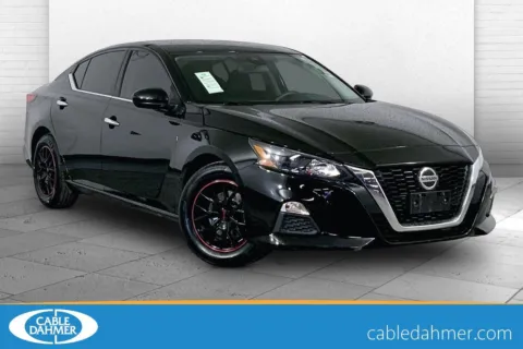 Black 2022 Nissan Altima 2.5 S for sale in Independence, MO