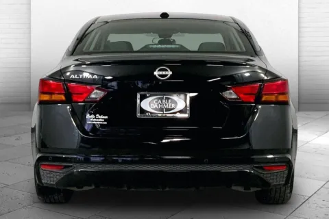 Another view of 2025 Nissan Altima SV for sale in Independence, MO at Cable Dahmer Buick GMC of Independence