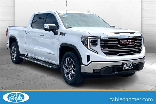 White 2022 GMC Sierra 1500 SLT for sale in Independence, MO