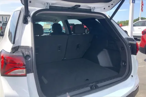More photos of 2022 Chevrolet Equinox LT at Cable Dahmer Buick GMC of Independence, MO