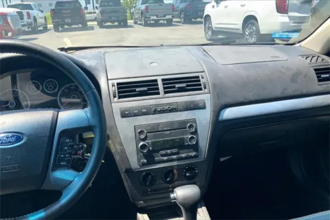 More photos of 2009 Ford Fusion SE at Cable Dahmer Buick GMC of Independence, MO